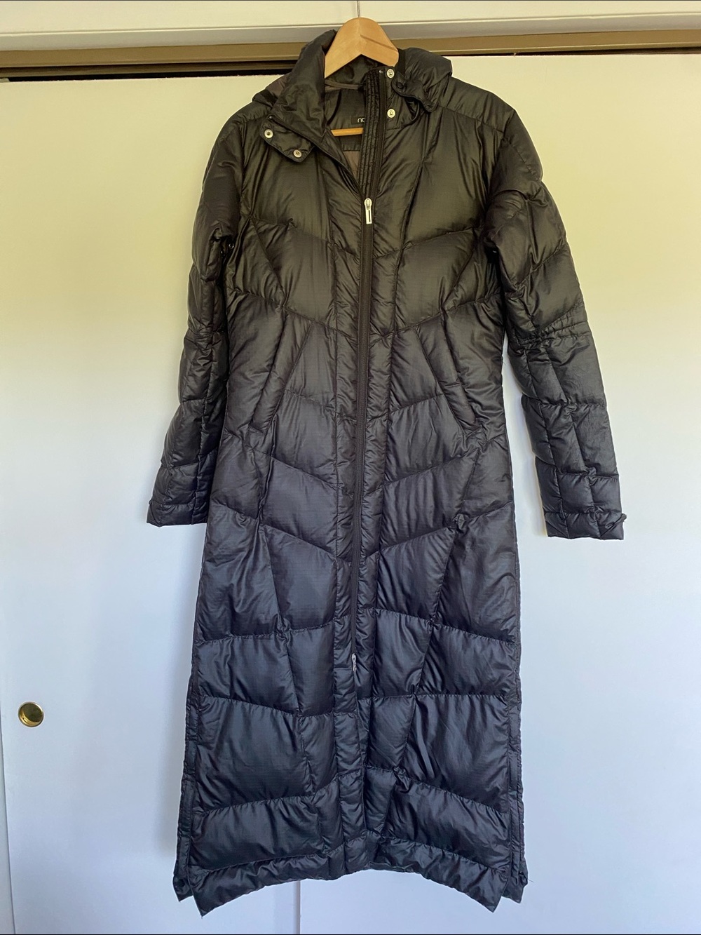 Nau Long Black Women's Puffer Coat